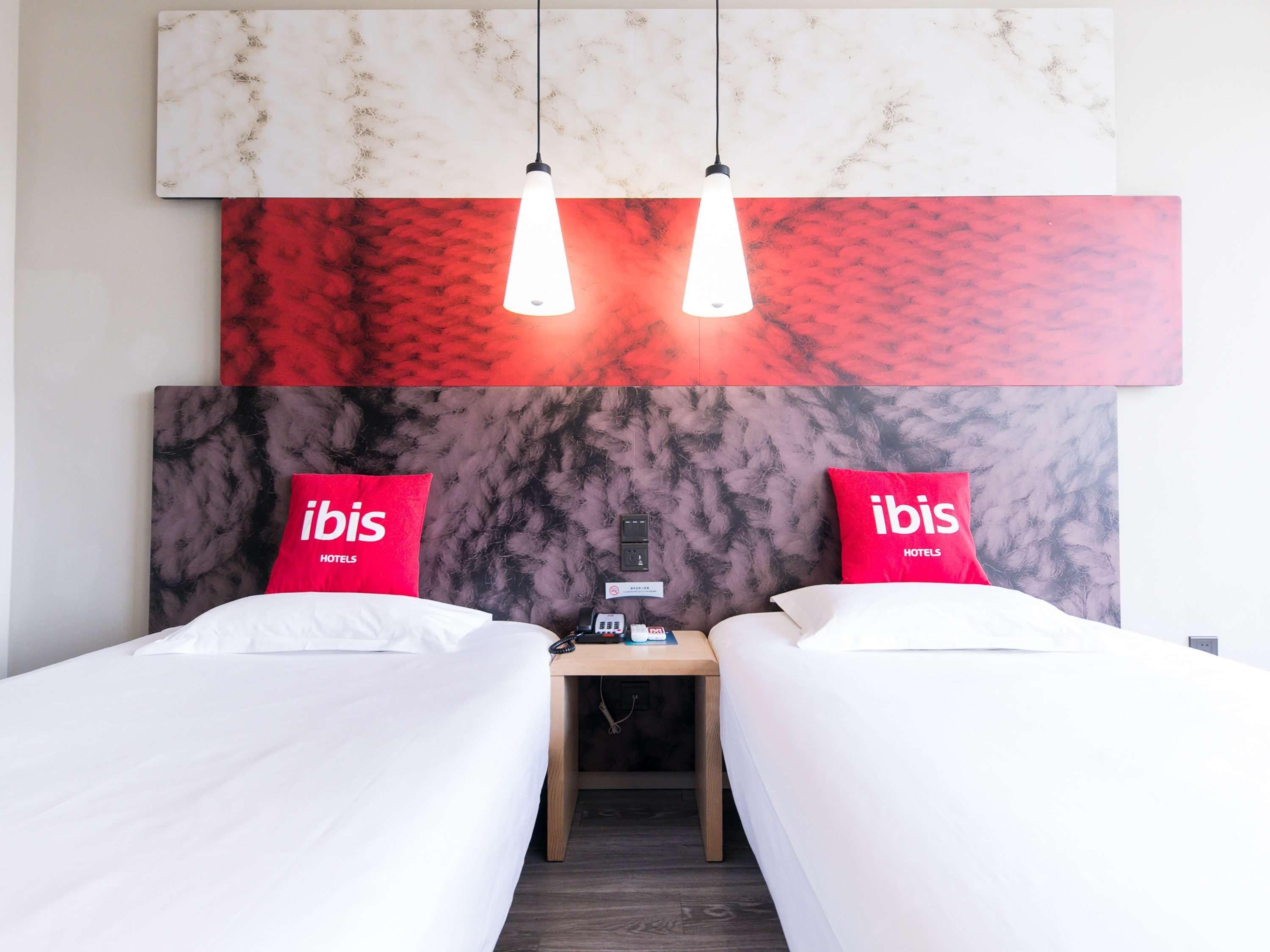 Отель Ibis Nantong Qingnian Экстерьер фото