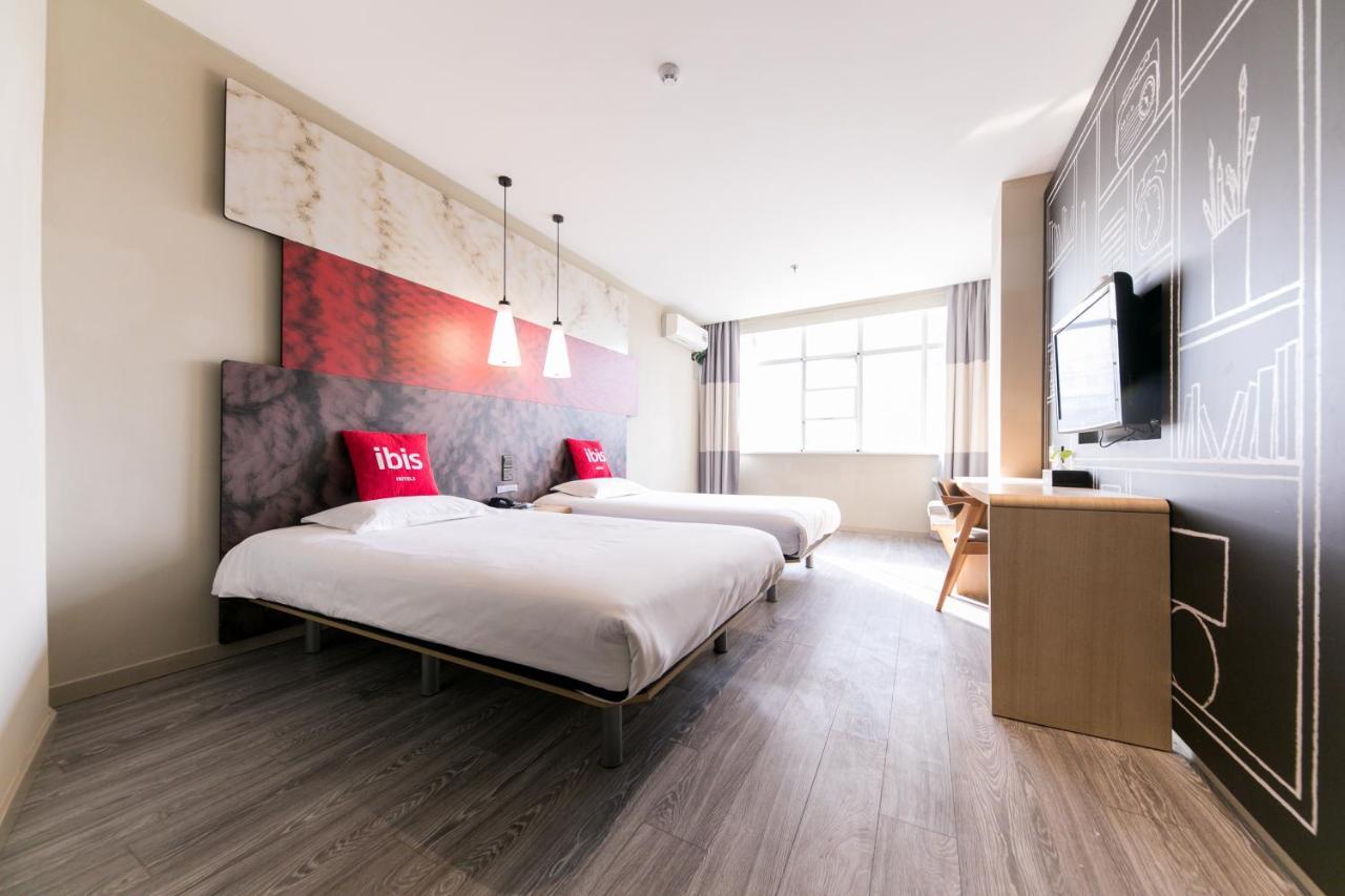 Отель Ibis Nantong Qingnian Экстерьер фото