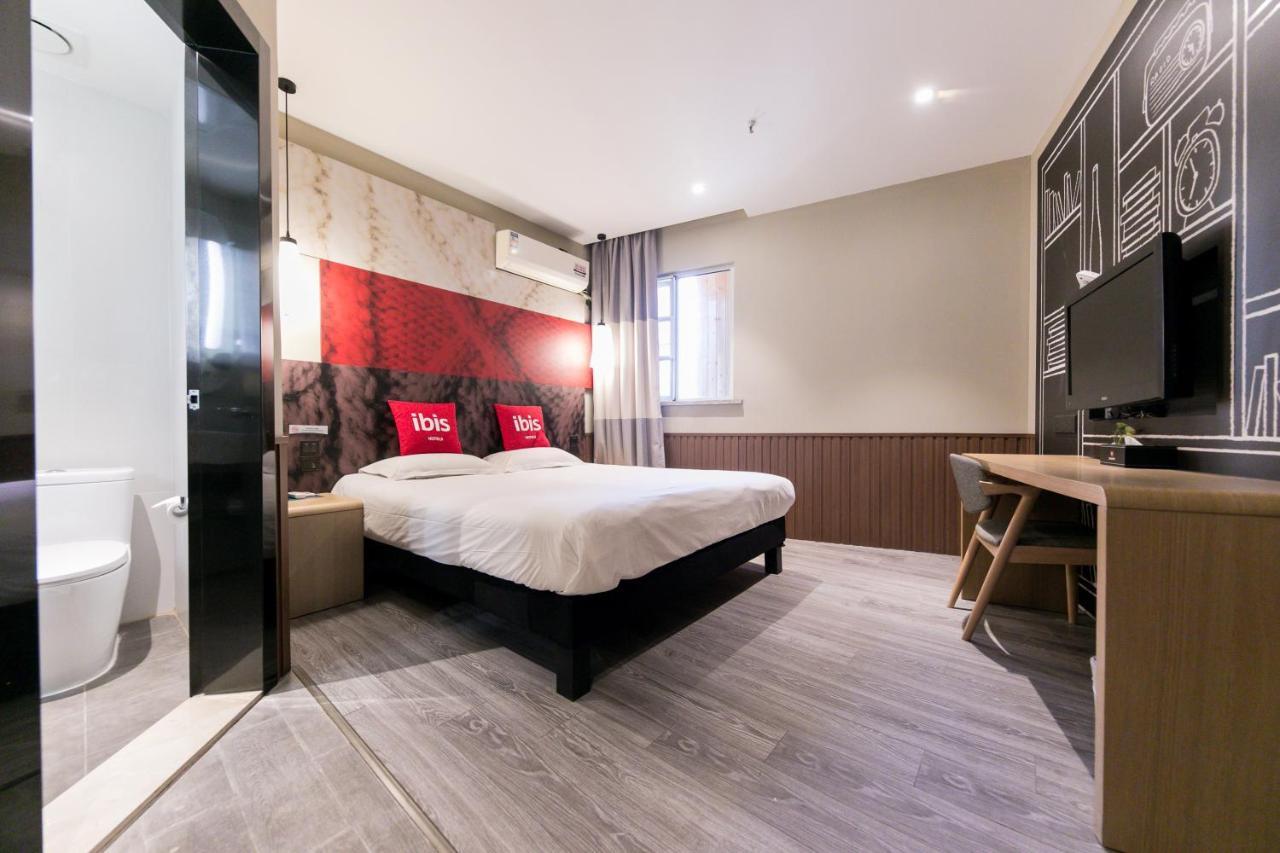Отель Ibis Nantong Qingnian Экстерьер фото