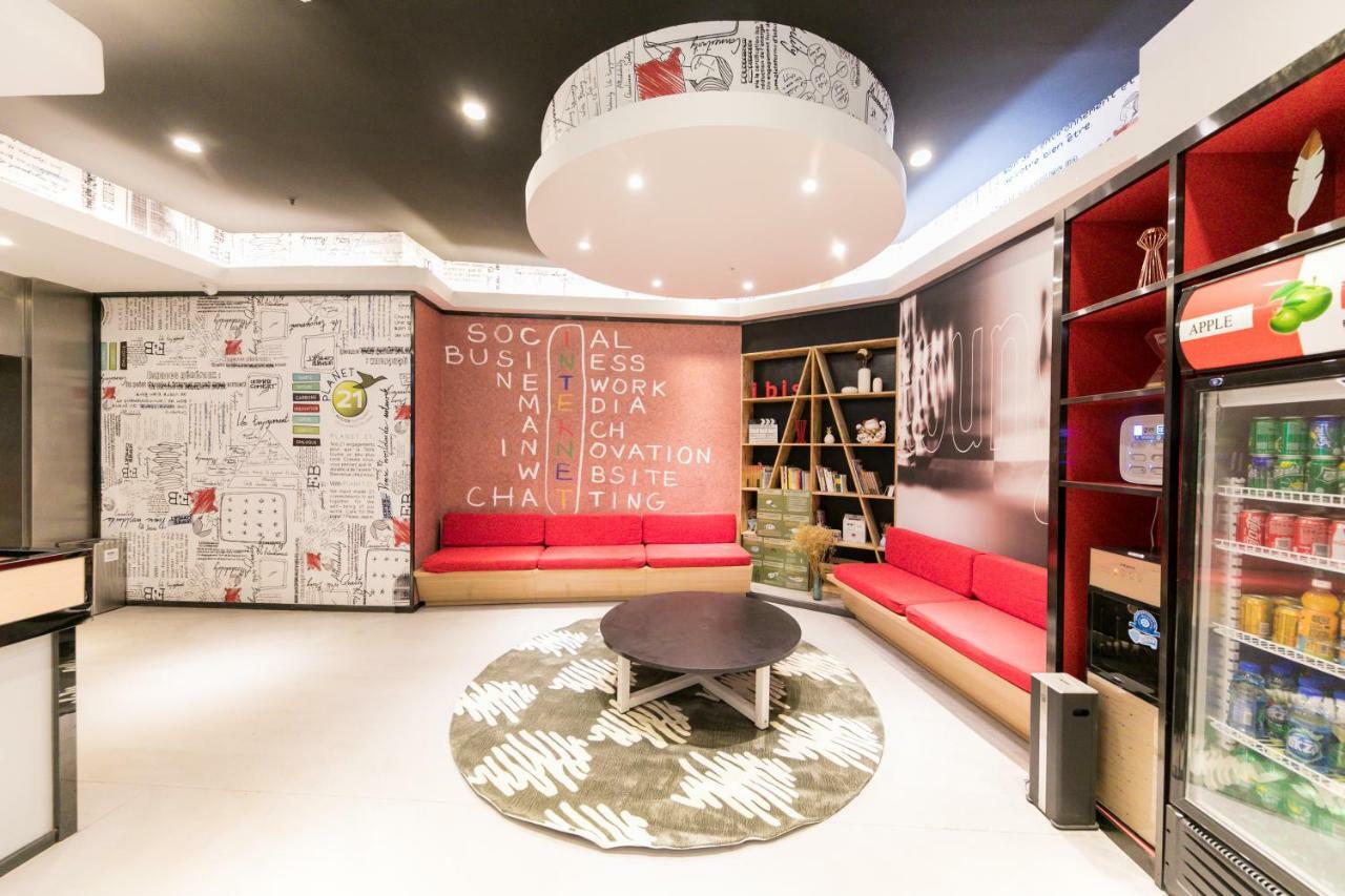 Отель Ibis Nantong Qingnian Экстерьер фото